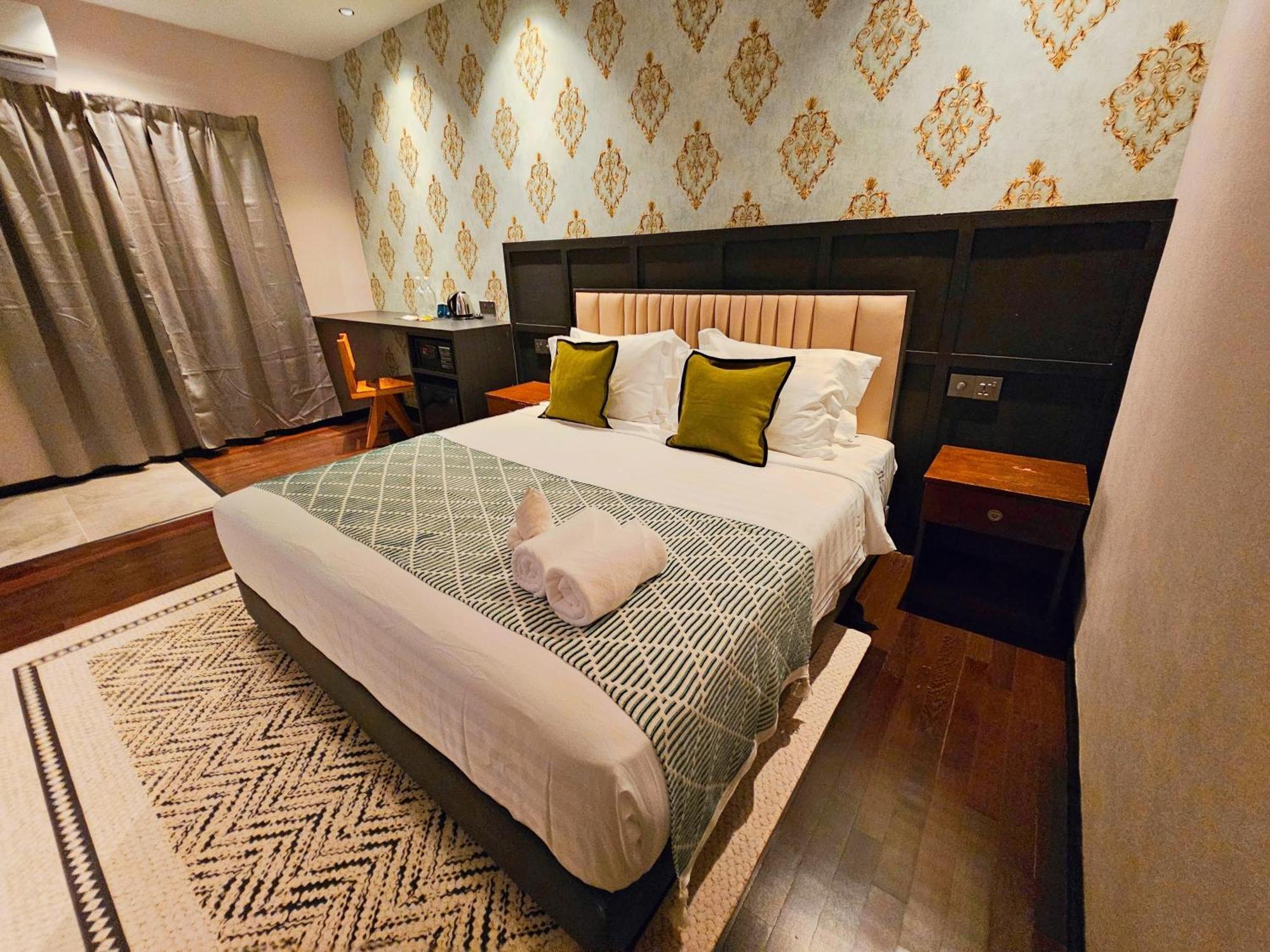 Carnarvon By Reunion Hotel George Town