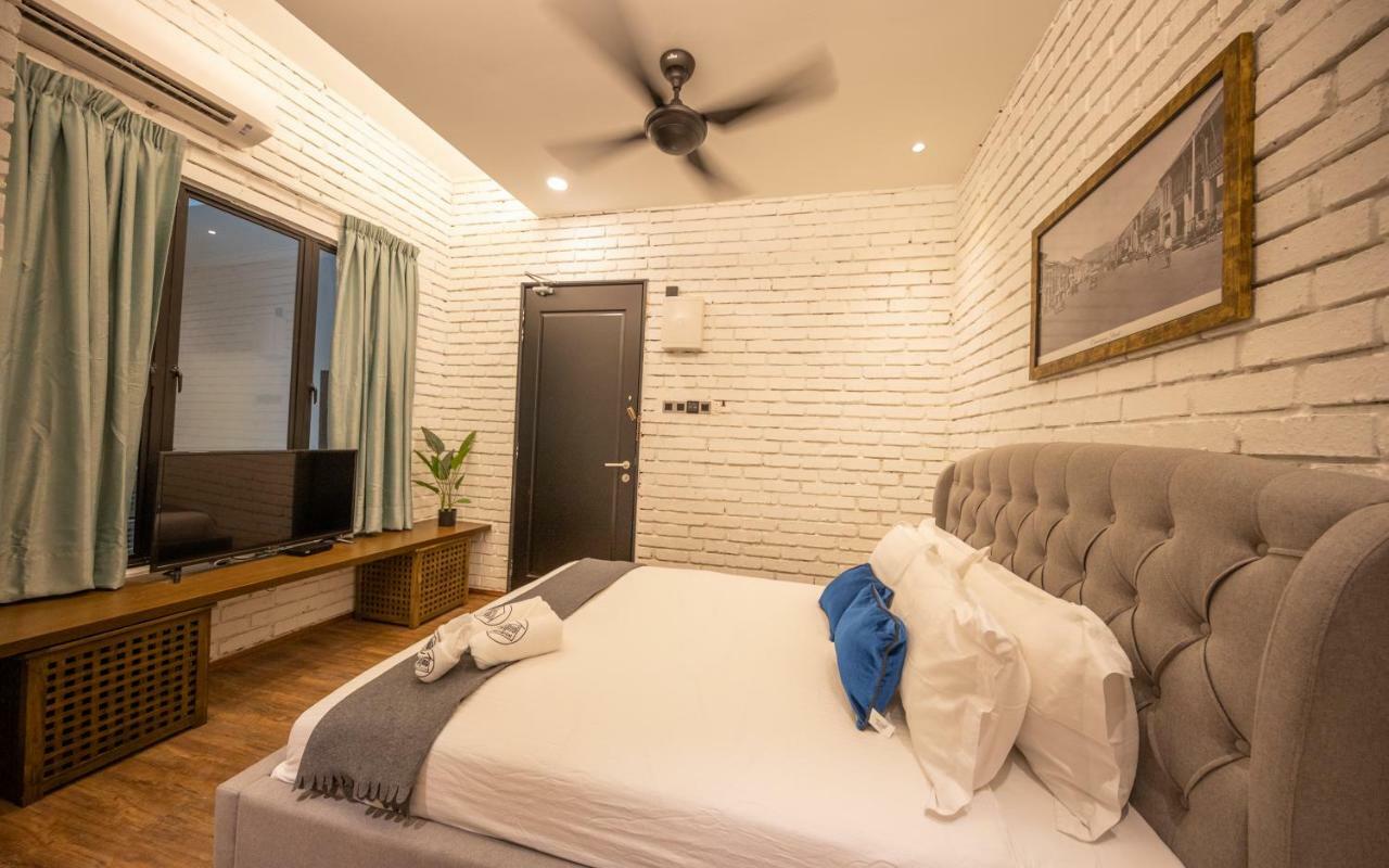 Carnarvon By Reunion Hotel
