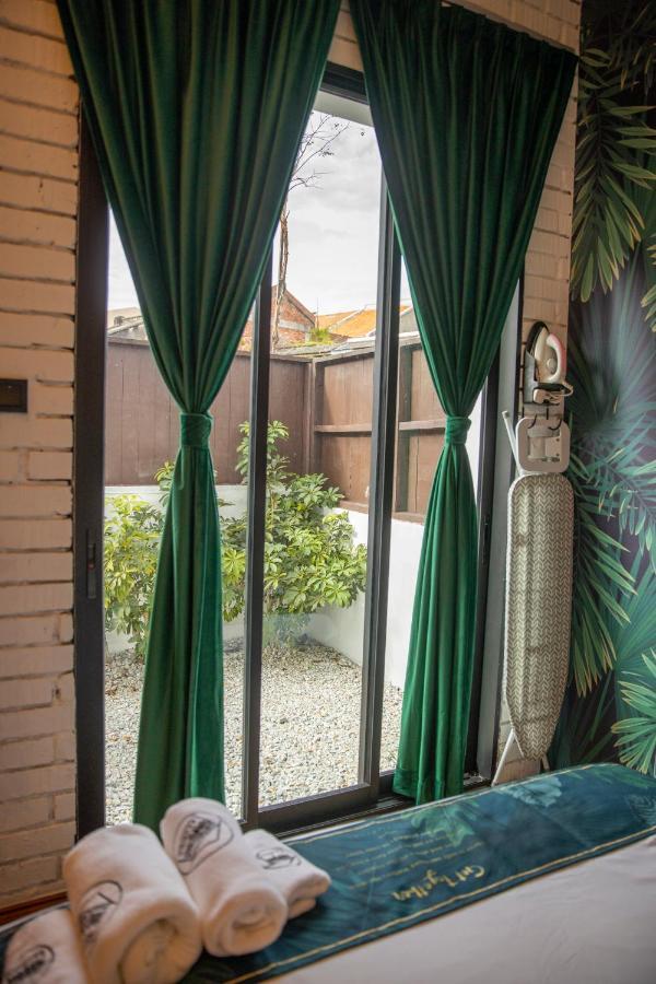 Carnarvon By Reunion Hotel 3*